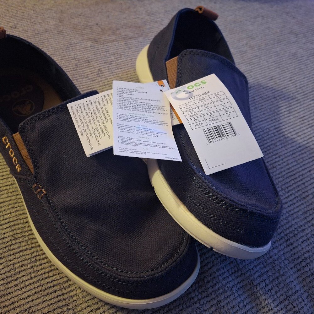 Crocs Walu 11M totally new